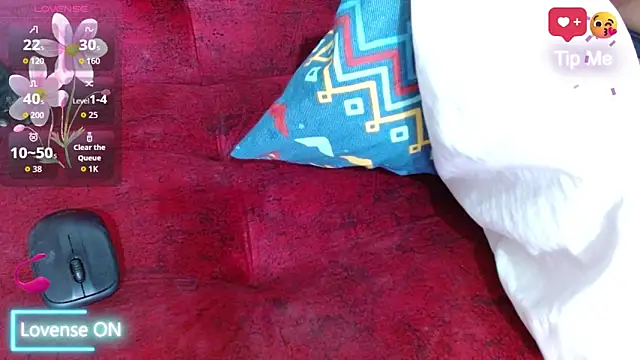 naomi powel online show from September 2025 03:23:01 AM