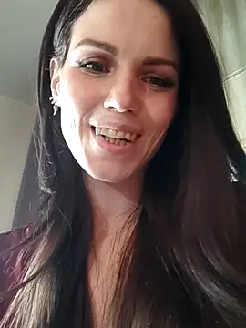 Angie meow online show from October 2025 12:51:02 PM