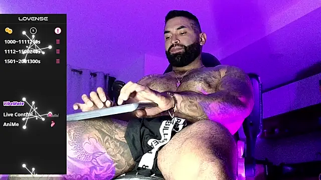 Snapshot of Max-prada chatting on February 2026 02:02:02 AM Max-prada online show from February 2026 02:02:02 AM