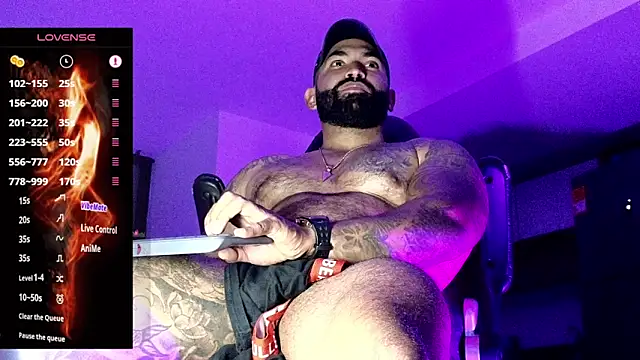 Snapshot of Max-prada chatting on March 2026 03:29:01 AM Max-prada online show from March 2026 03:29:01 AM