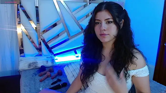 hannia baileys online show from January 2026 02:29:01 AM