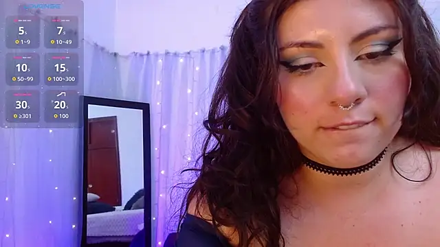 Snapshot of hannia_baileys chatting on July 2026 10:07:02 PM hannia baileys online show from July 2026 10:07:02 PM