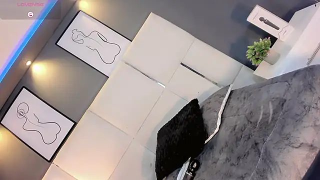 Snapshot of LiaFernandaa chatting on November 2025 02:06:02 PM LiaFernandaa online show from November 2025 02:06:02 PM