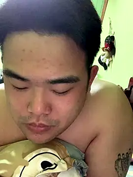 Snapshot of Bin77 chatting on December 2025 04:57:01 PM Bin77 online show from December 2025 04:57:01 PM