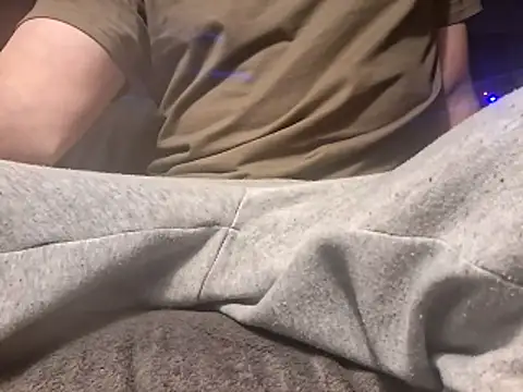 romanofly online show from March 2026 06:08:02 PM