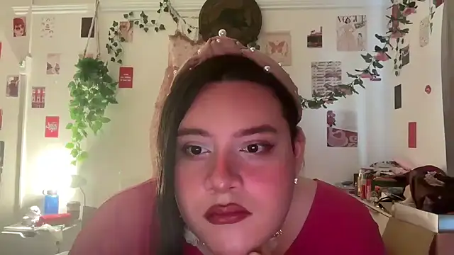 Snapshot of JenniferRobbie chatting on May 2026 06:32:01 AM JenniferRobbie online show from May 2026 06:32:01 AM