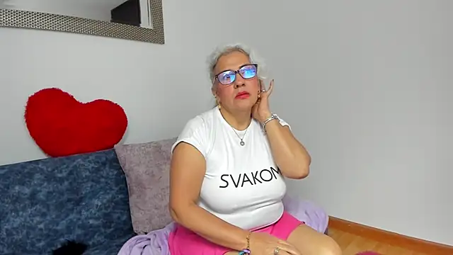 Snapshot of marilyn70 chatting on February 2026 09:56:02 PM marilyn70 online show from February 2026 09:56:02 PM