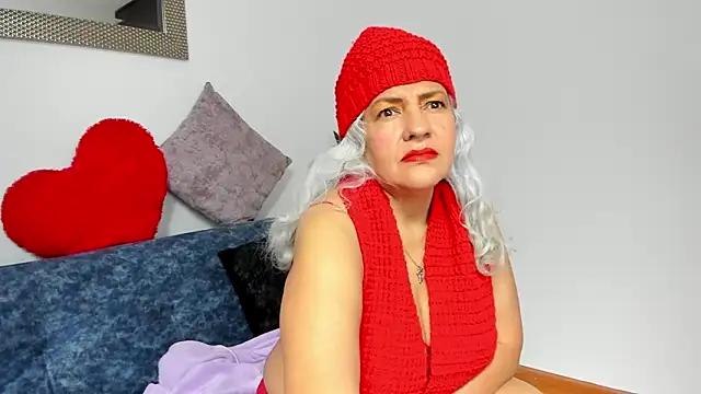 Snapshot of marilyn70 chatting on February 2026 12:05:02 AM marilyn70 online show from February 2026 12:05:02 AM