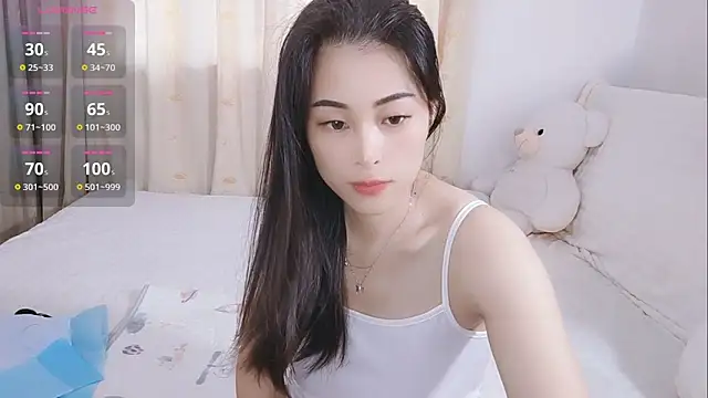 Snapshot of Ailsa-Baby chatting on November 2025 09:32:01 AM Ailsa-Baby online show from November 2025 09:32:01 AM