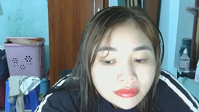 Uhem112 online show from October 2025 12:50:01 PM