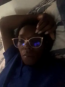 BryanaSmith21 online show from September 2025 06:04:02 PM