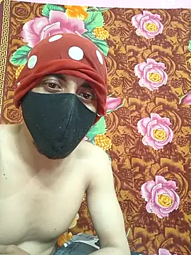 Seducing couple online show from February 2026 09:41:01 AM