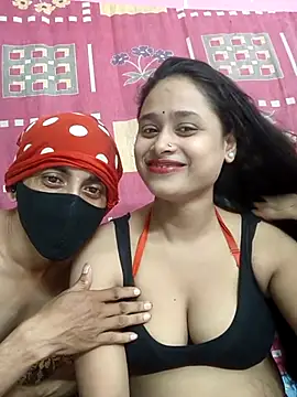 Seducing couple online show from September 2025 04:16:01 AM