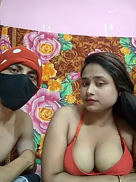 Snapshot of Seducing_couple chatting on July 2026 06:36:01 AM Seducing couple online show from July 2026 06:36:01 AM