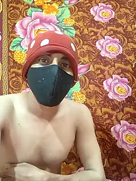 Snapshot of Seducing_couple chatting on May 2026 06:21:02 PM Seducing couple online show from May 2026 06:21:02 PM