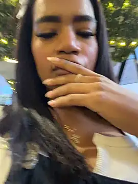  naomibrown  online show from May 2026 11:04:01 PM