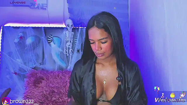  naomibrown  online show from October 2025 02:33:02 AM