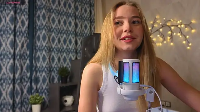 Anna mileer online show from December 2025 01:28:02 AM