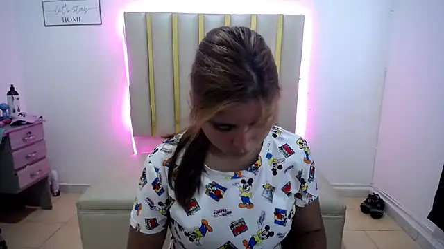 keilicita tonny 18 online show from October 2025 05:14:01 PM
