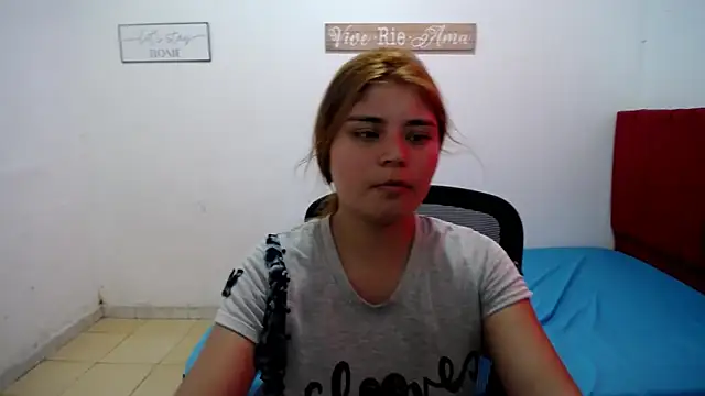 keilicita tonny 18 online show from September 2025 05:00:01 PM