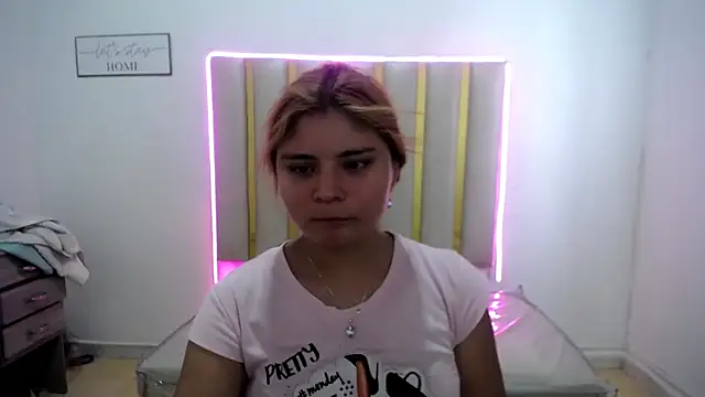 keilicita tonny 18 online show from September 2025 05:41:01 PM