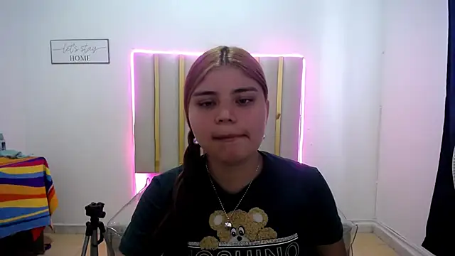 keilicita tonny 18 online show from September 2025 05:51:01 PM