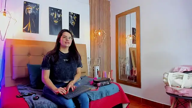  samanthaa foxx online show from November 2025 10:52:02 AM