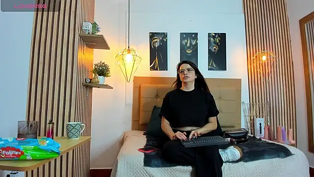  samanthaa foxx online show from September 2025 10:36:02 AM