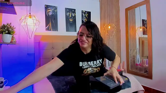  samanthaa foxx online show from November 2025 11:15:02 AM