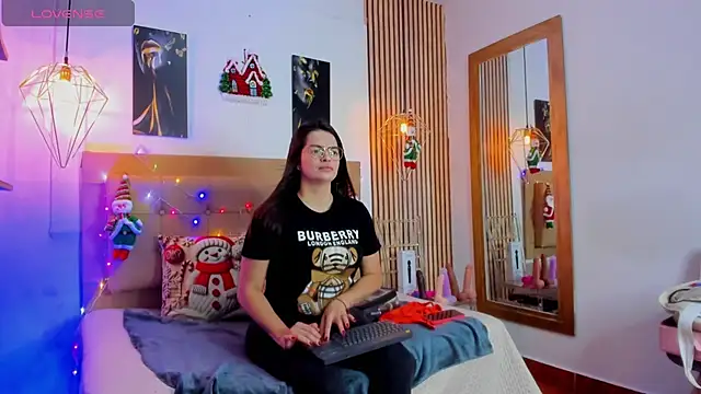  samanthaa foxx online show from December 2025 10:50:02 AM