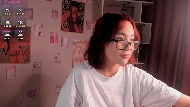 Snapshot of OdetteBiddy chatting on September 2025 09:26:01 PM OdetteBiddy online show from September 2025 09:26:01 PM