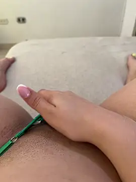 Briana Hottt online show from October 2025 03:22:02 PM