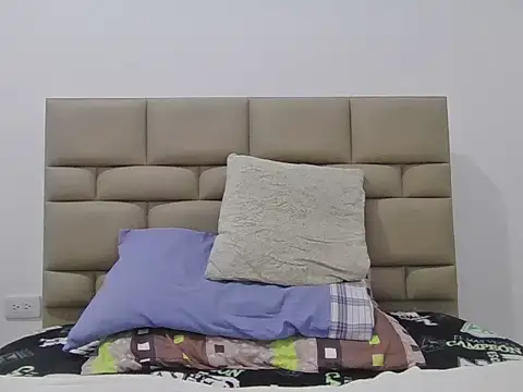 Snapshot of skinnylatino51 chatting on January 2026 12:34:02 PM skinnylatino51 online show from January 2026 12:34:02 PM