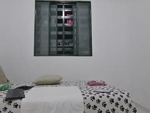Snapshot of skinnylatino51 chatting on October 2025 12:14:02 AM skinnylatino51 online show from October 2025 12:14:02 AM