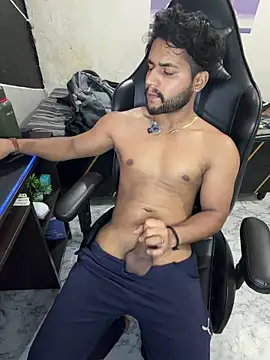 Kartikkartik8595 online show from April 2026 10:34:02 PM