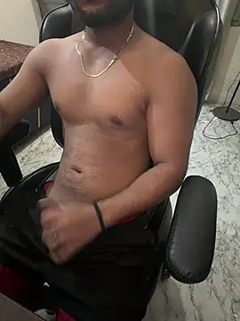 Kartikkartik8595 online show from July 2026 10:24:02 PM