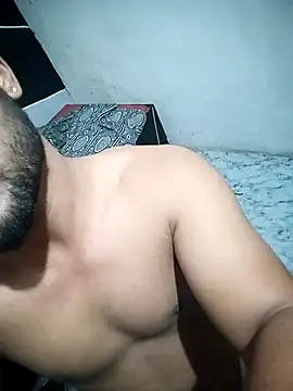 Kartikkartik8595 online show from November 2025 08:02:01 PM