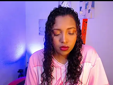 Snapshot of warisg__ chatting on October 2025 12:18:02 PM warisg online show from October 2025 12:18:02 PM