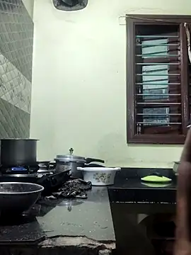 papukurty online show from November 2025 01:15:01 PM