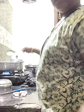 papukurty online show from February 2026 01:56:01 AM