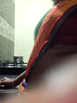 Snapshot of papukurty chatting on March 2026 01:52:02 PM papukurty online show from March 2026 01:52:02 PM