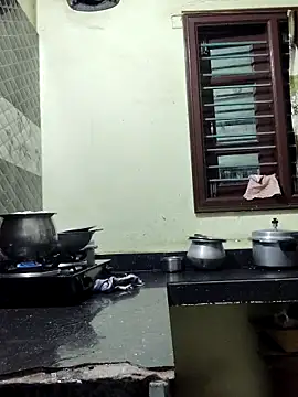 Snapshot of papukurty chatting on April 2026 03:36:01 PM papukurty online show from April 2026 03:36:01 PM