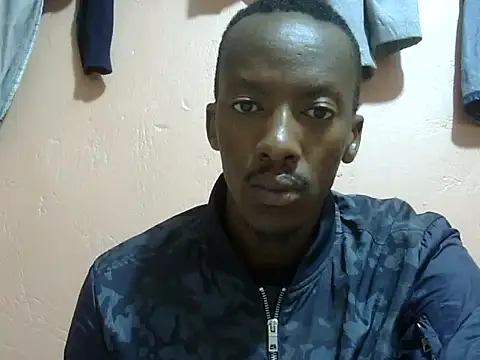 shadez94 online show from October 2025 04:13:02 AM