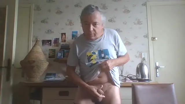 Snapshot of gegevincent chatting on June 2026 10:37:01 AM gegevincent online show from June 2026 10:37:01 AM