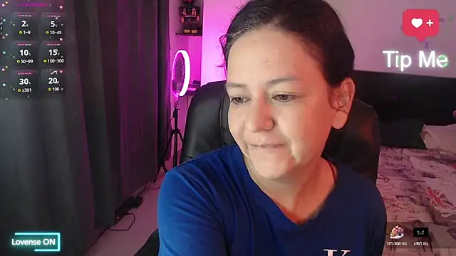 Abbyjoness21 online show from November 2025 10:19:02 AM