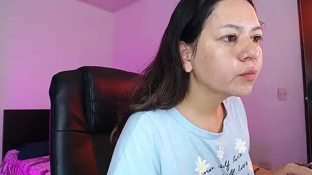 Abbyjoness21 online show from November 2025 10:26:02 AM