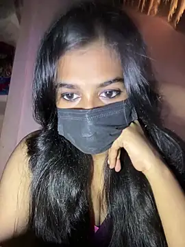 umairahaasan 1 online show from April 2026 09:34:01 AM