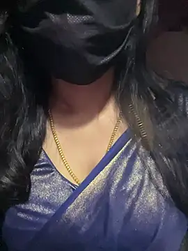 umairahaasan 1 online show from March 2026 03:36:02 AM