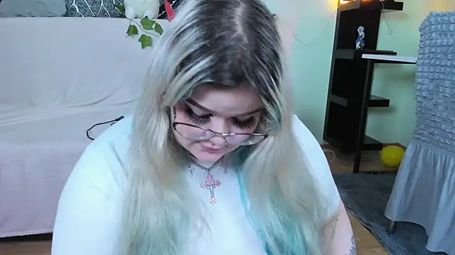  CandyM1lky  online show from December 2025 06:23:01 AM