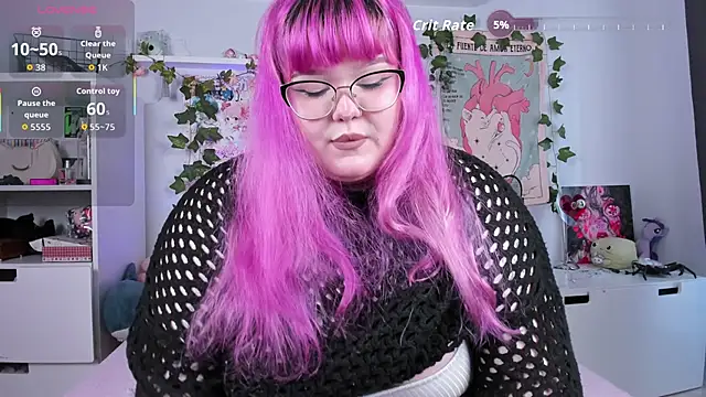 Snapshot of _CandyM1lky_ chatting on May 2026 08:39:02 AM CandyM1lky online show from May 2026 08:39:02 AM